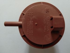 Mechanický presostat do myček nádobí Electrolux AEG Zanussi - 1528189028 AEG / Electrolux / Zanussi